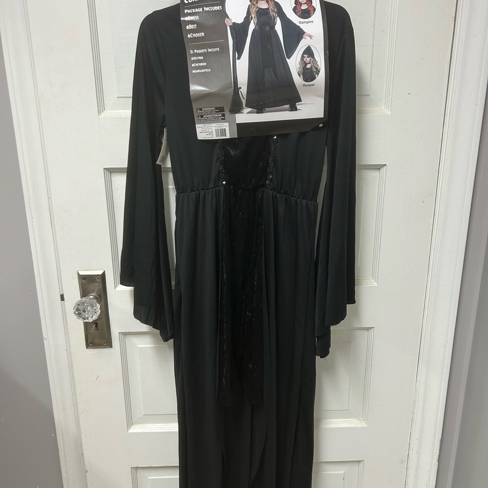 Girls Halloween costume size large 10-12 Witch, vampire new with tags